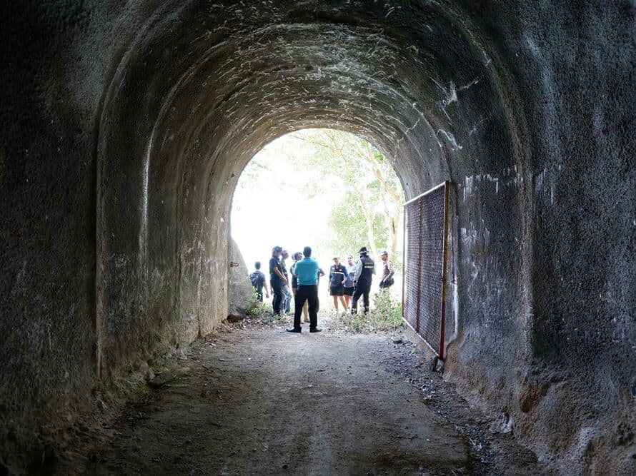 На острове Ко-Самуи турист нашёл "загадочный туннель".