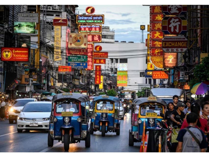 Перед Новым годом Министерство транспорта Таиланда предложило бесплатные техосмотры.