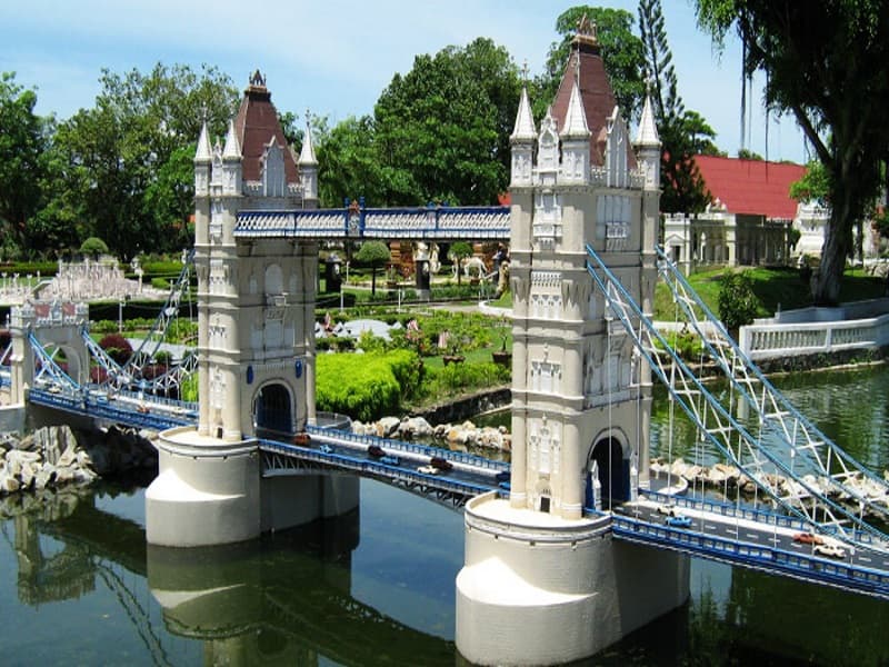 Mini Siam and Mini Europe