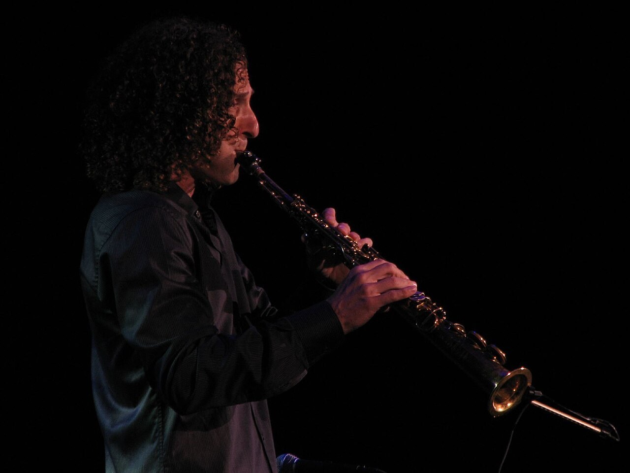 Саксофонист Kenny G на сцене