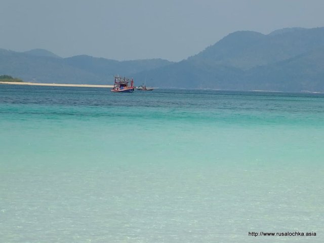 pattayya_tailand_yaxta_katamaran_v_arendu2