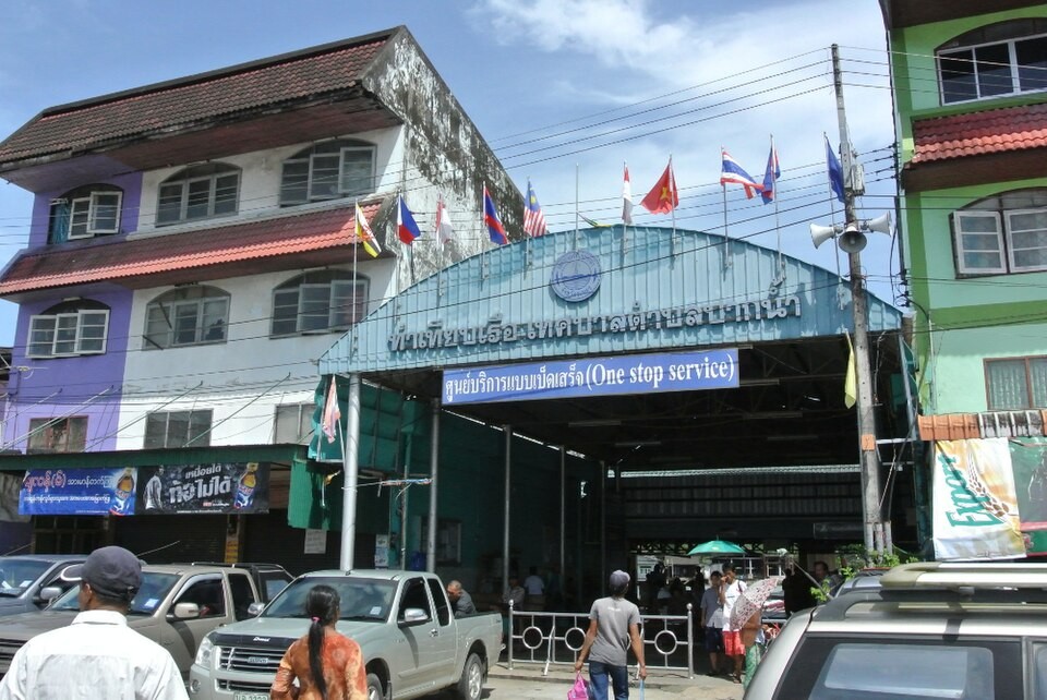 Tonbi ko, CC BY-SA 3.0, Wikimedia Commons Бордер-ран с Пхукета в Ранонг (Мьянма): штамп на 30 дней