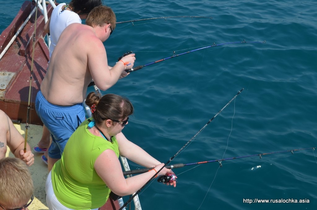 Морская рыбалка в Паттайе. Морская экскурсия «Рыбалка - купалка».
