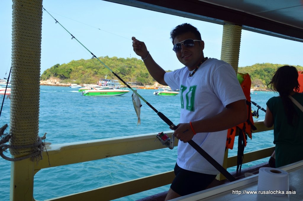 Морская рыбалка в Паттайе. Морская экскурсия «Рыбалка - купалка».