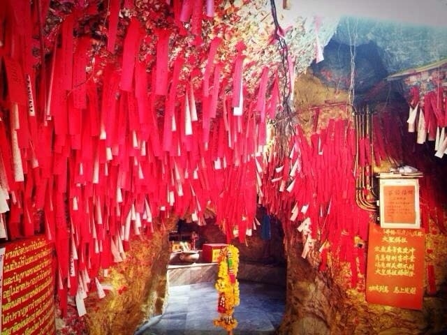 Морская экскурсия в Паттайе. Остров Удачи - Ко Си Чанг.