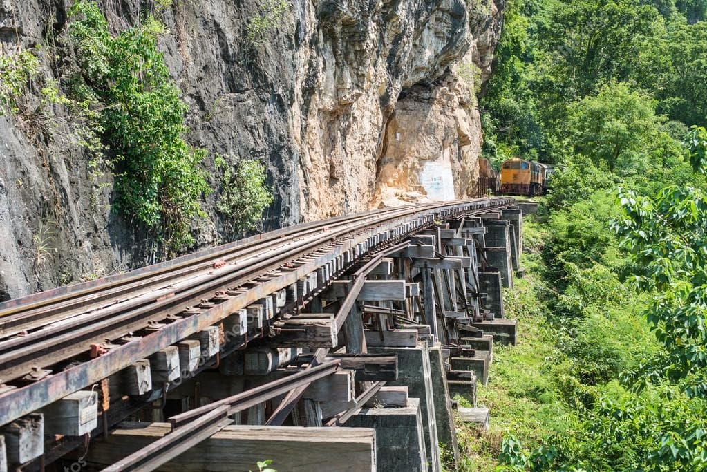 Экскурсия в Паттайе. Квай с Тайским экспрессом. Отель Kwai Noi.